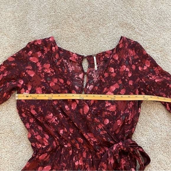 Free People Berry Wine Floral All the Right Ruffles Romper Size XS - Picture 8 of 10